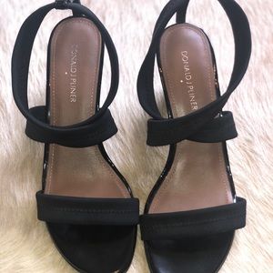 Donald J Pliner Dona stretchy heel